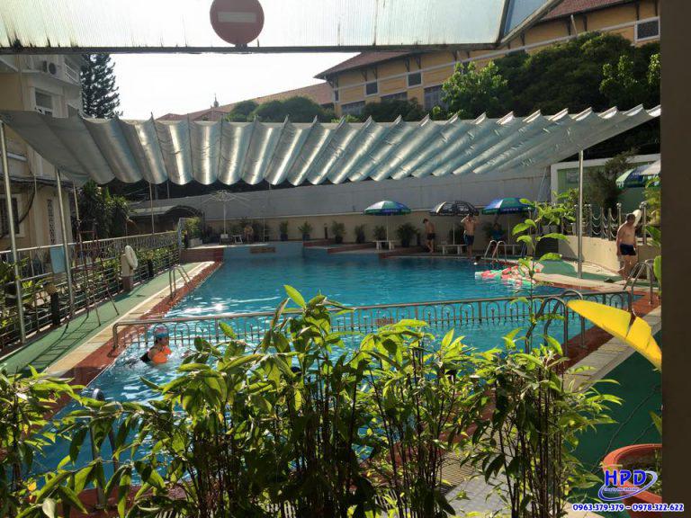 Mái che hồ bơi