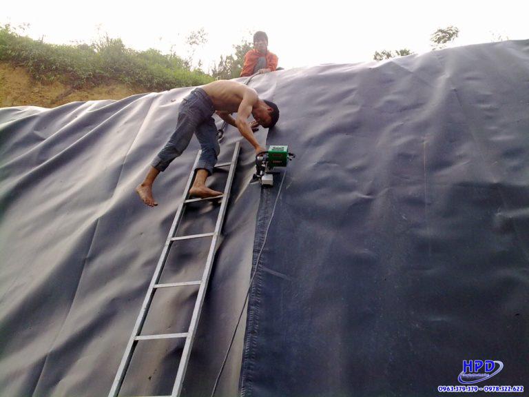 Bạt lót hồ Đak Lak