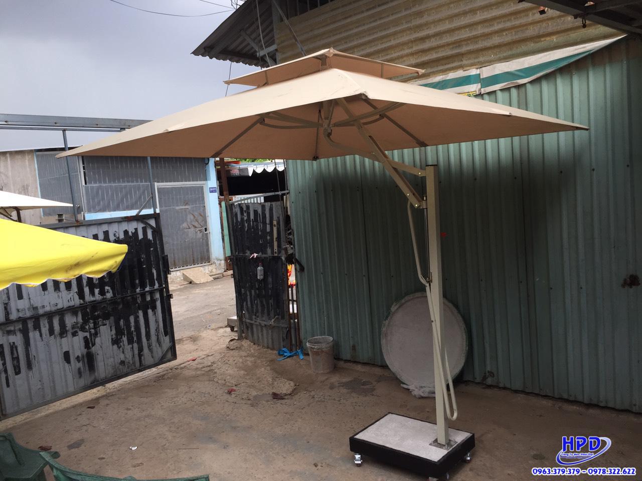 Dù che nắng Quận 4