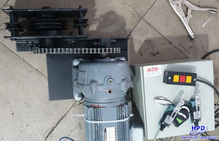 Motor kéo bạt che Khánh Hòa