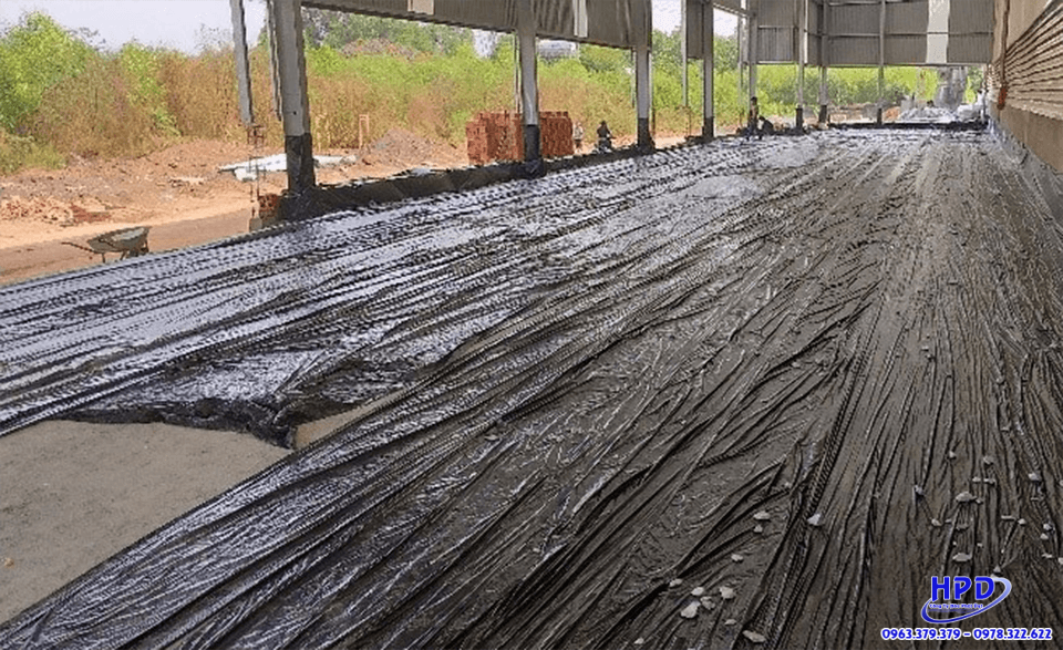 hinh-anh-thuc-te-mang-nilon-den-lot-xuong